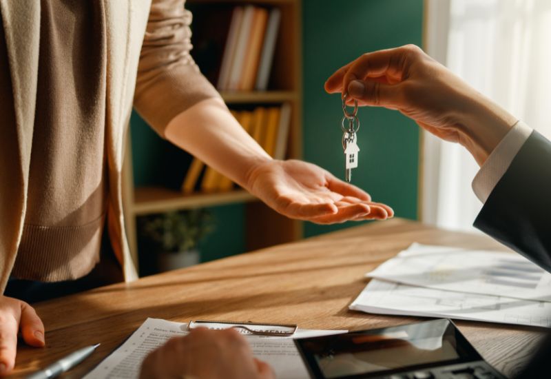 Julien Sicart mandat exclusif